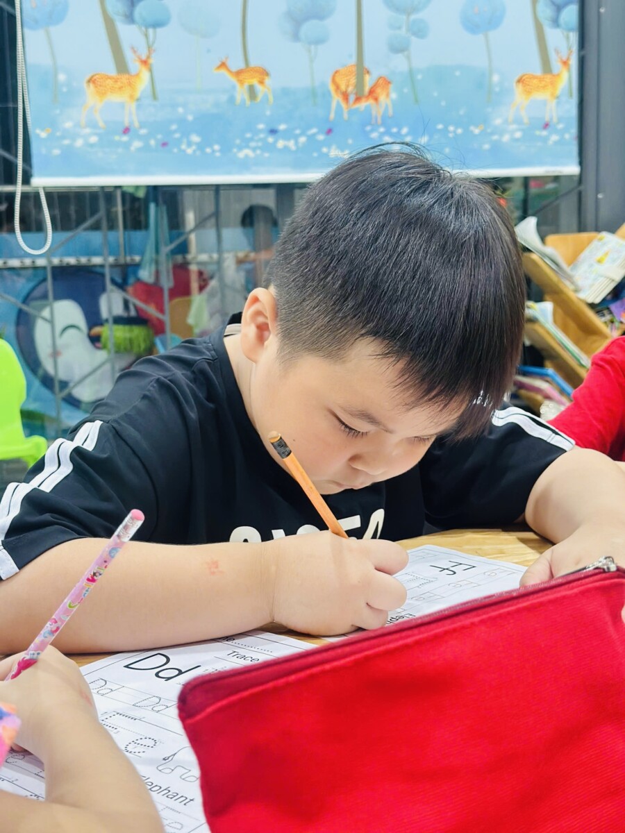 tăng vốn từ vựng tiếng Anh cho bé