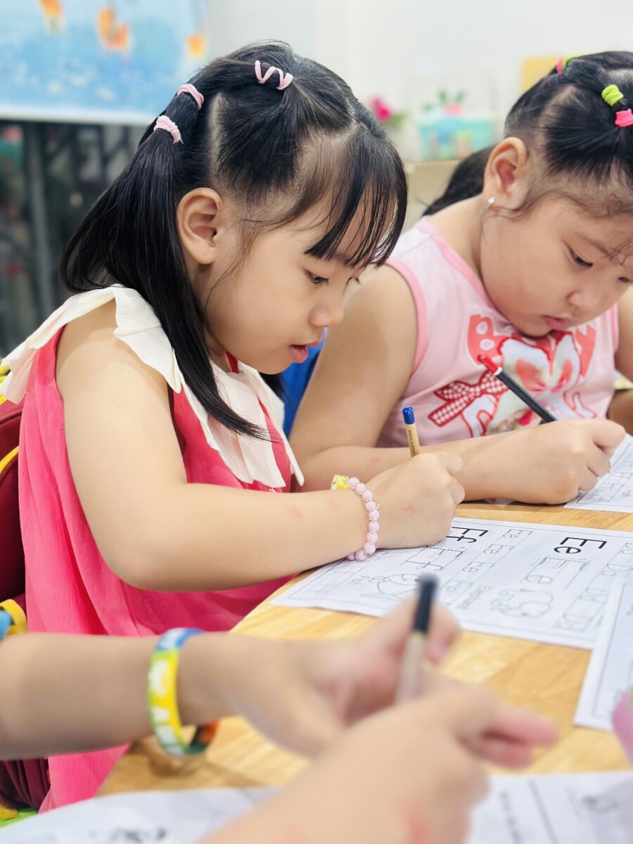 môi trường học tiếng Anh cho bé tại nhà hiệu quả